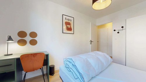 Lyon Dauphiné - Room M (1) - Gallery - 5