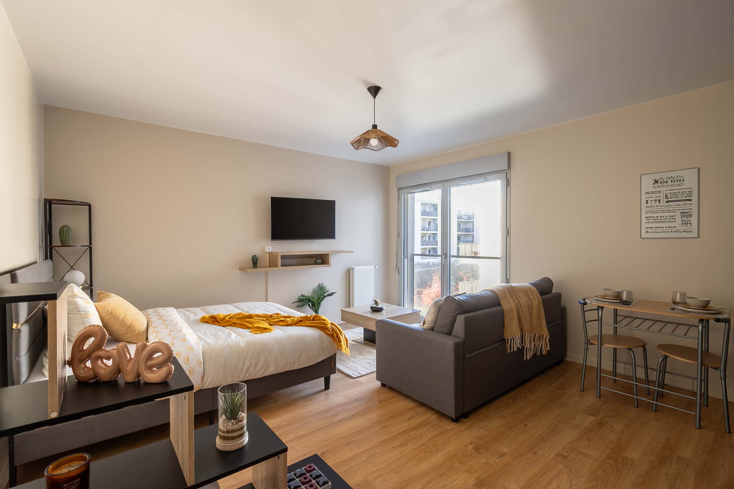 Apartment In Boulevard De L'Oise, Cergy For 33 M² - 1