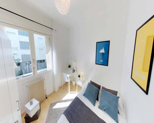 Chambre dans le rue des Hospices