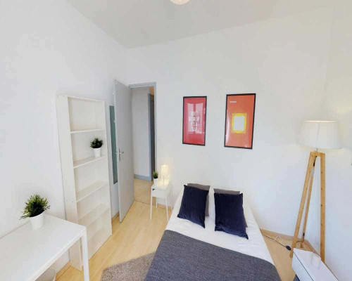 Chambre dans le rue des Hospices