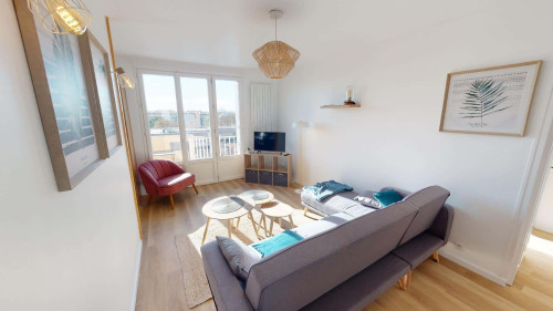 Room in Cours Edouard Vaillant, Bordeaux for 67 m² with 3 bedrooms - Gallery - 5