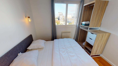 Room in Cours Edouard Vaillant, Bordeaux for 67 m² with 3 bedrooms - Gallery - 16