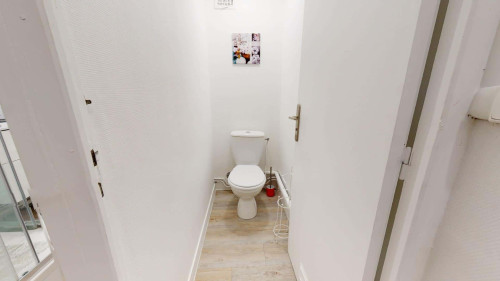 Room in Place Sugny, Clermont-Ferrand for 76 m² with 3 bedrooms - Gallery - 14