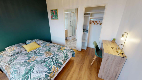 Room in Rue des Hauts Moulins, Saint-Herblain for 73 m² with 3 bedrooms