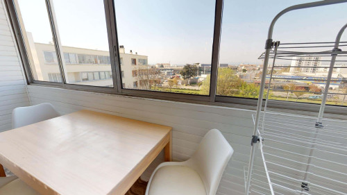 Room in Avenue Viviani, Vénissieux for 68 m² with 4 bedrooms - Gallery - 6