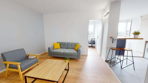 Room in Rue de Saint Cyr, Lyon for 87 m² with 6 bedrooms - Gallery - 6