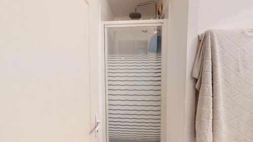 Room in Allée de la Colline, Grenoble for 104 m² with 4 bedrooms