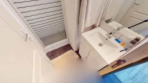 Room in Allée de la Colline, Grenoble for 104 m² with 4 bedrooms