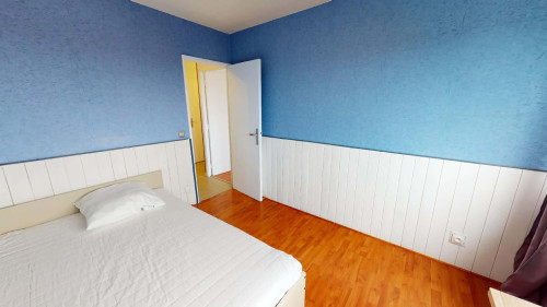Room in Allée de la Martinique, Nantes for 100 m² with 4 bedrooms - Gallery - 18