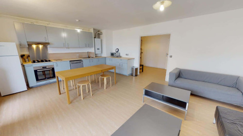 Room in Allée de la Martinique, Nantes for 100 m² with 4 bedrooms - Gallery - 9