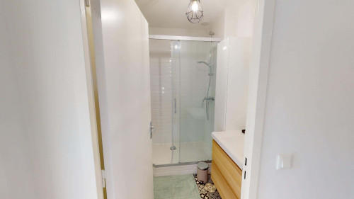 Room in Allée de la Vervolière, Poitiers for 102 m² with 5 bedrooms - Gallery - 5