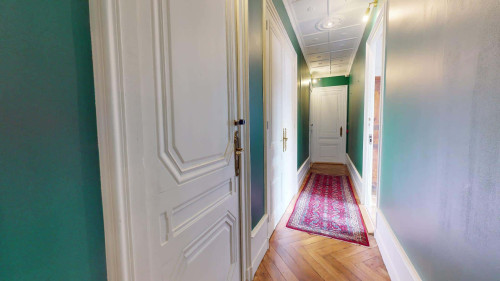 Room in Rue Bourgneuf, Saint-Étienne for 600 m² with 8 bedrooms - Gallery - 21