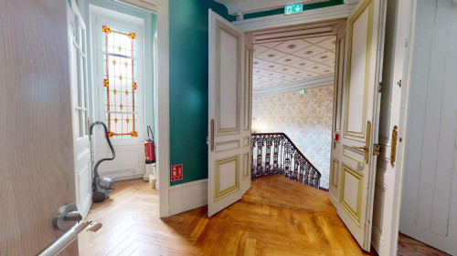 Room in Rue Bourgneuf, Saint-Étienne for 600 m² with 8 bedrooms - Gallery - 18