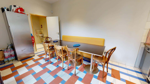 Room in Rue Bourgneuf, Saint-Étienne for 600 m² with 8 bedrooms - Gallery - 12
