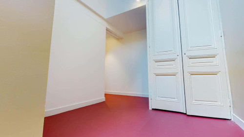 Room in Rue Bourgneuf, Saint-Étienne for 600 m² with 8 bedrooms - Gallery - 24