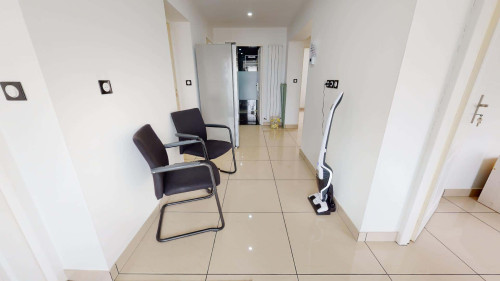 Room in Avenue Viviani, Vénissieux for 102 m² with 5 bedrooms - Gallery - 7