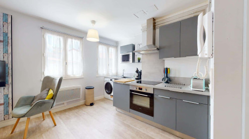Room in Rue Camy, Pau for 64 m² with 3 bedrooms - Gallery - 8