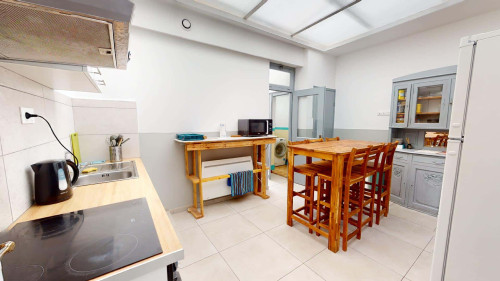 Room in Rue Notre Dame de Grâce, Loos for 147 m² with 4 bedrooms - Gallery - 12