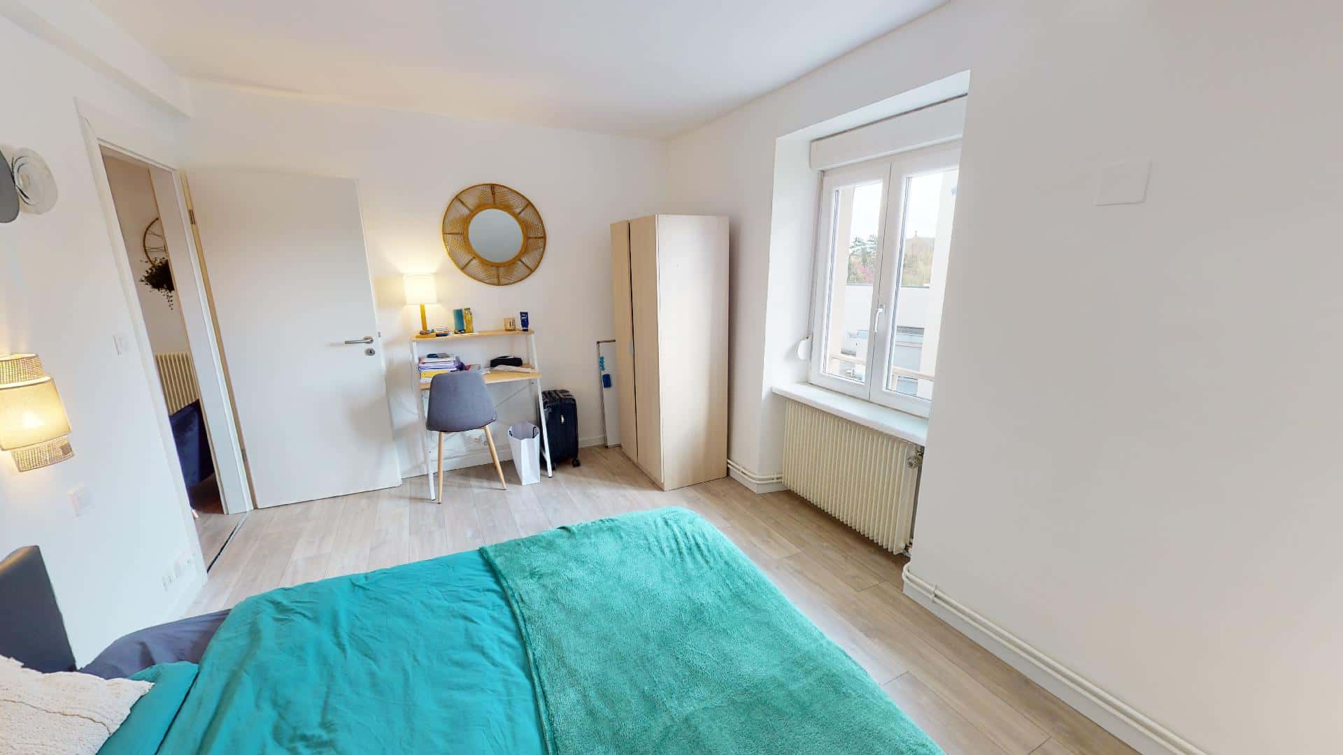 Room In Rue De Belfort, Mulhouse For 100 M² With 5 Bedrooms - 1