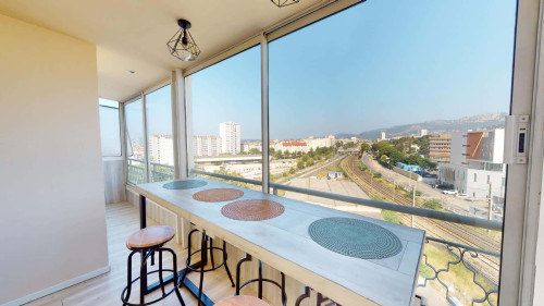 Room in Avenue Philippe Lebon, Toulon for 73 m² with 4 bedrooms - Gallery - 12