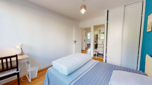 Room in Chemin de la Pomme, Tassin-la-Demi-Lune for 111 m² with 4 bedrooms - Gallery - 25