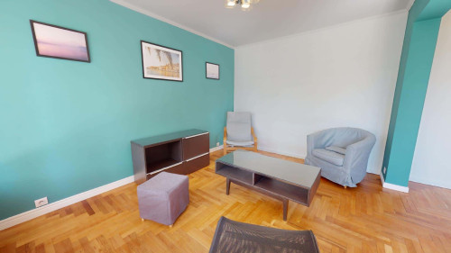 Room in Chemin de la Pomme, Tassin-la-Demi-Lune for 111 m² with 4 bedrooms - Gallery - 8