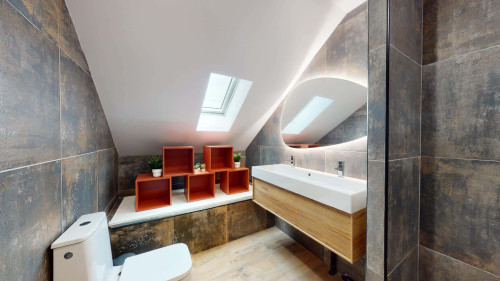 Room in Rue Rouget de l'Isle, Le Petit-Quevilly for 300 m² with 10 bedrooms