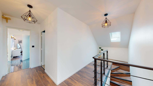 Room in Rue Rouget de l'Isle, Le Petit-Quevilly for 300 m² with 10 bedrooms - Gallery - 12