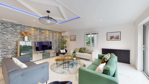 Room in Rue Rouget de l'Isle, Le Petit-Quevilly for 300 m² with 10 bedrooms - Gallery - 8