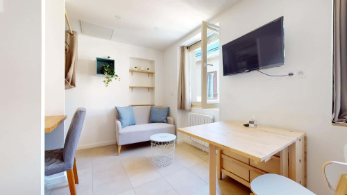 Apartment in Rue Jouffroy, Saint-Étienne for 16 m² - Gallery - 10