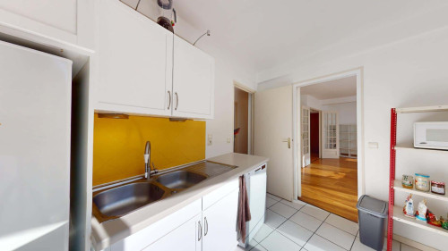 Room in Rue Henri Faisans, Pau for 95 m² with 4 bedrooms - Gallery - 12