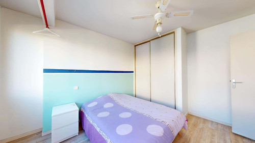 Room in Rue Henri Faisans, Pau for 95 m² with 4 bedrooms - Gallery - 17