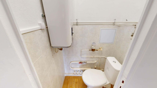 Room in Rue Docteur Calmette, Grenoble for 67 m² with 4 bedrooms - Gallery - 13
