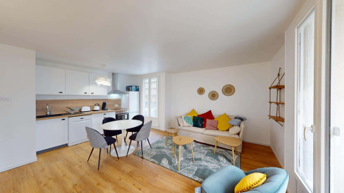 Room in Rue Docteur Calmette, Grenoble for 67 m² with 4 bedrooms - Gallery - 18
