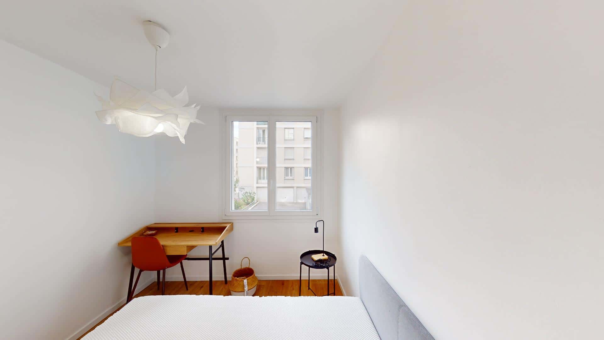 Room In Rue Docteur Calmette, Grenoble For 67 M² With 4 Bedrooms - 1