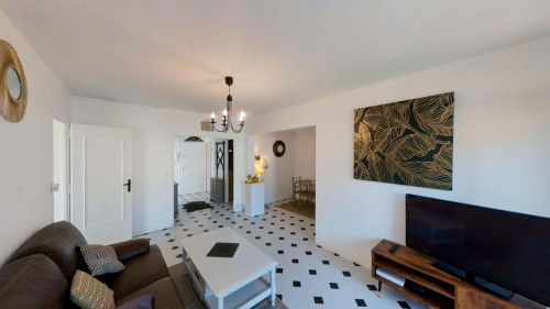 Room in Rue Jean-Baptiste Charcot, Annemasse for 75 m² with 3 bedrooms - Gallery - 5