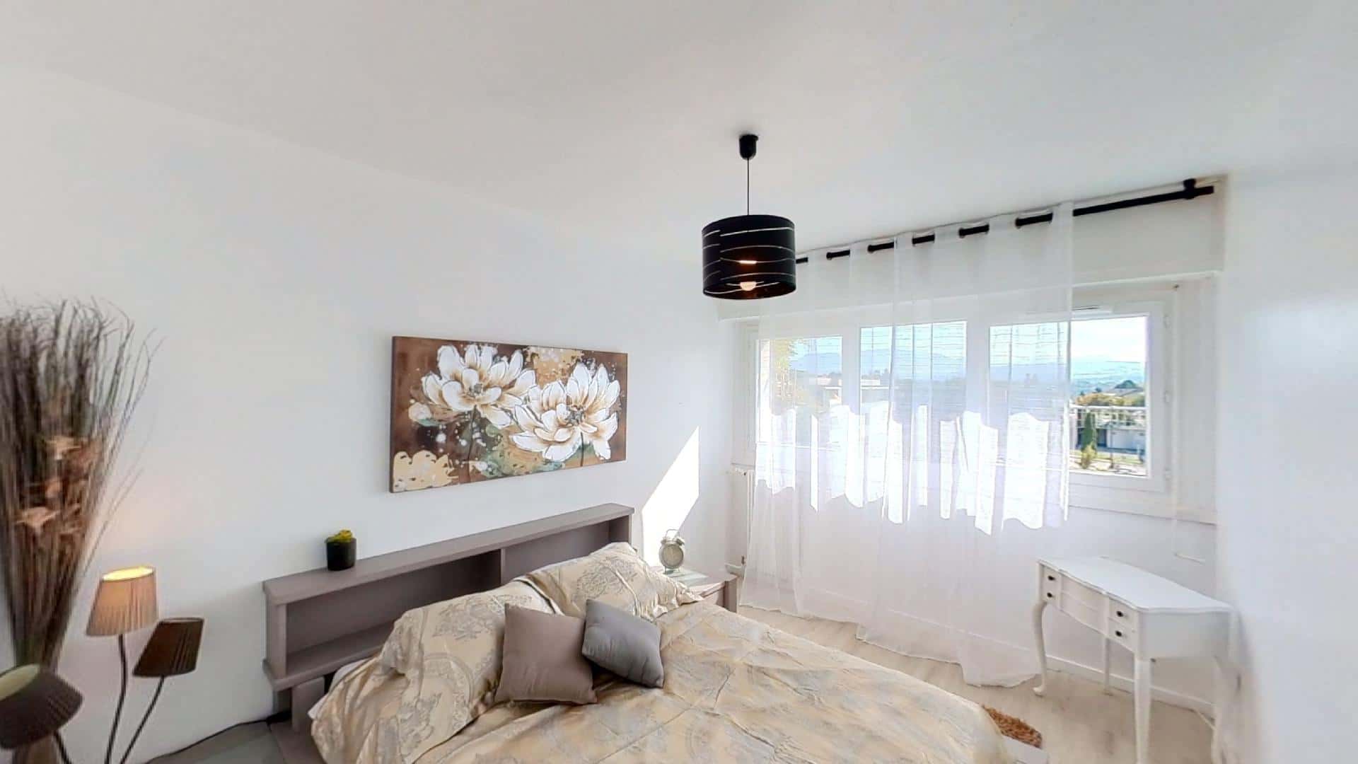 Room In Rue Jean-Baptiste Charcot, Annemasse For 75 M² With 3 Bedrooms - 1