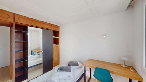 Room in Rue Emile Zola, Saint-Martin-d'Hères for 60 m² with 3 bedrooms - Gallery - 18