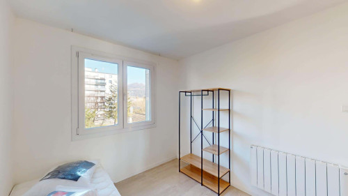 Room in Rue Emile Zola, Saint-Martin-d'Hères for 60 m² with 3 bedrooms - Gallery - 18