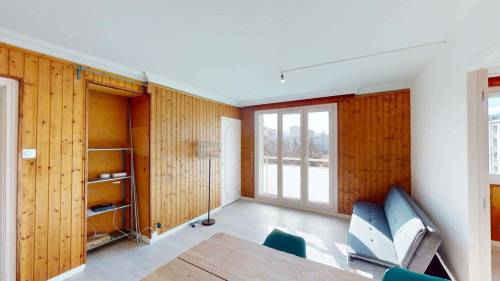 Room in Rue Emile Zola, Saint-Martin-d'Hères for 60 m² with 3 bedrooms