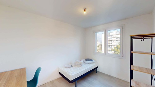 Room in Rue Emile Zola, Saint-Martin-d'Hères for 60 m² with 3 bedrooms - Gallery - 17