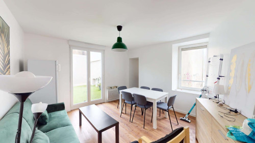 Room in Rue de Verdun, Brest for 120 m² with 6 bedrooms - Gallery - 5