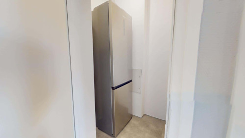 Room in Rue Joliot Curie, Lyon for 110 m² with 5 bedrooms - Gallery - 2