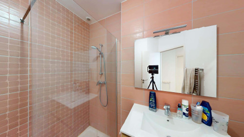 Room in Rue Auguste Kervern, Brest for 153 m² with 8 bedrooms - Gallery - 4
