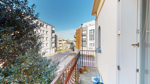 Room in Rue Auguste Kervern, Brest for 153 m² with 8 bedrooms