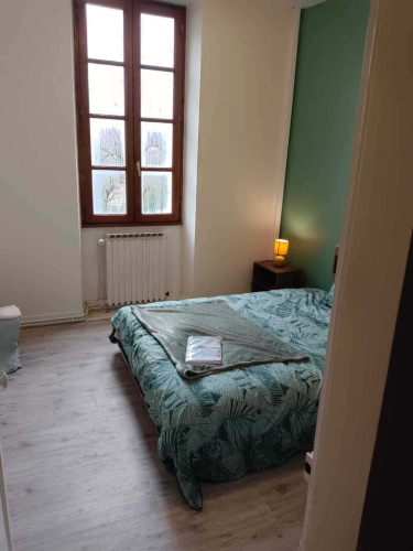 Room in Rue de la Tourgarnier, Angoulême for 132 m² with 5 bedrooms