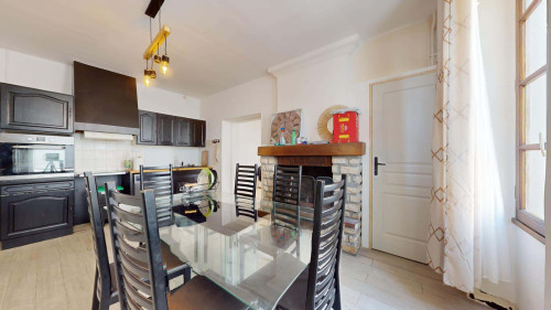 Room in Rue de la Tourgarnier, Angoulême for 132 m² with 5 bedrooms - Gallery - 14