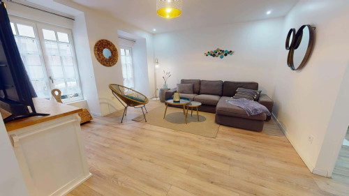 Apartment in Rue Jules Ledin, Saint-Étienne for 88 m² with 3 bedrooms