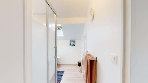 Room in Rue Jean Alexandre, Poitiers for 78 m² with 3 bedrooms - Gallery - 6
