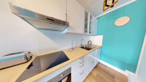 Room in Rue Auguste Renoir, Talence for 63 m² with 4 bedrooms - Gallery - 8